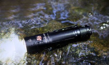 Fenix E35 v3 - 3000 Lumens